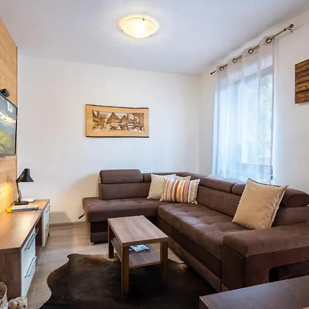 Anna Chopok, 1 110 M, 3 Min To Chopok Jasna South