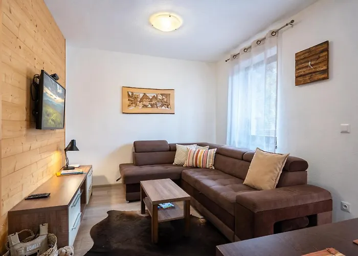 Anna Chopok, 1 110 M, 3 Min To Chopok Jasna South