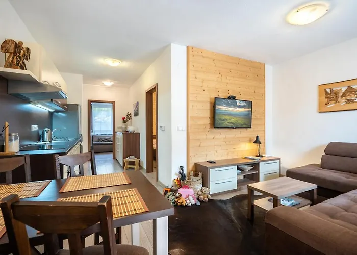 Anna Chopok, 1 110 M, 3 Min To Chopok Jasna South